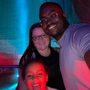 Meet your Posher, Hunter